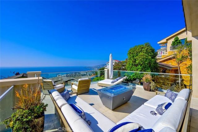 2300 Crestview, Laguna Beach, CA 92651