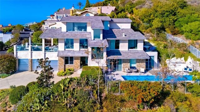 2300 Crestview, Laguna Beach, CA 92651