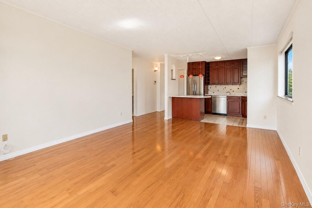 3220 Fairfield Avenue 7B, Bronx, NY 10463 — photo 4