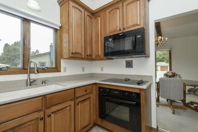 1815 Haymarket ROAD, Waukesha, WI 53189