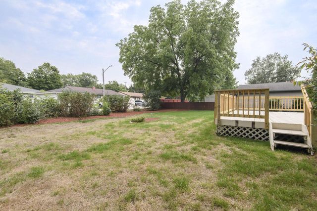 1815 Haymarket ROAD, Waukesha, WI 53189