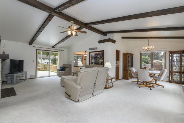 1815 Haymarket ROAD, Waukesha, WI 53189