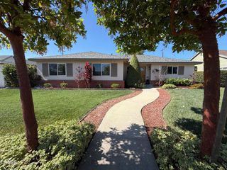 453 Eastwood Drive, Oxnard, CA 93030