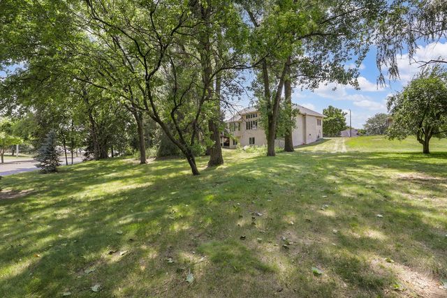 2510 Wexford Court, New Brighton, MN 55112