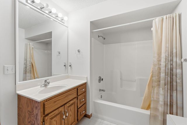 2510 Wexford Court, New Brighton, MN 55112