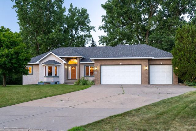 2510 Wexford Court, New Brighton, MN 55112