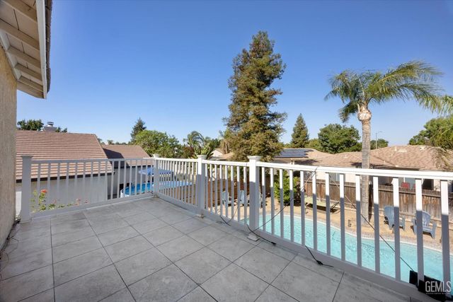 5812 California Spring Drive, Bakersfield, CA 93313