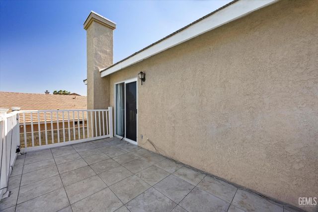 5812 California Spring Drive, Bakersfield, CA 93313
