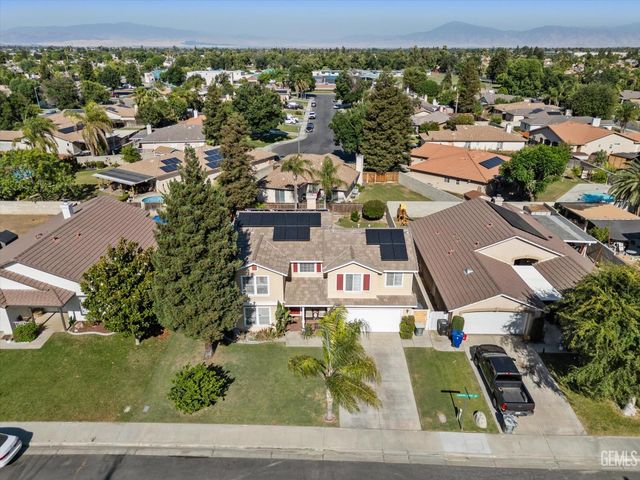 5812 California Spring Drive, Bakersfield, CA 93313