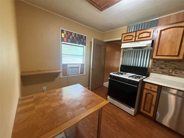 831 Cedar Drive, Mesquite, TX 75149