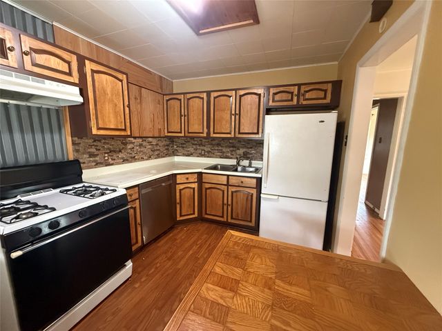 831 Cedar Drive, Mesquite, TX 75149