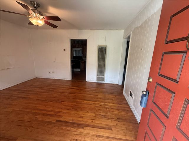 831 Cedar Drive, Mesquite, TX 75149