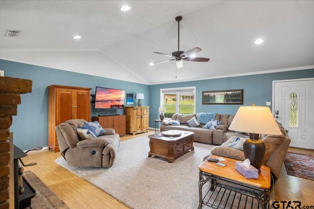 222 County Road 4850, Winnsboro, TX 75494