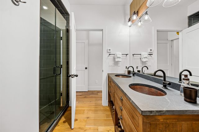 2455 West Hill Road, Stowe, VT 05672