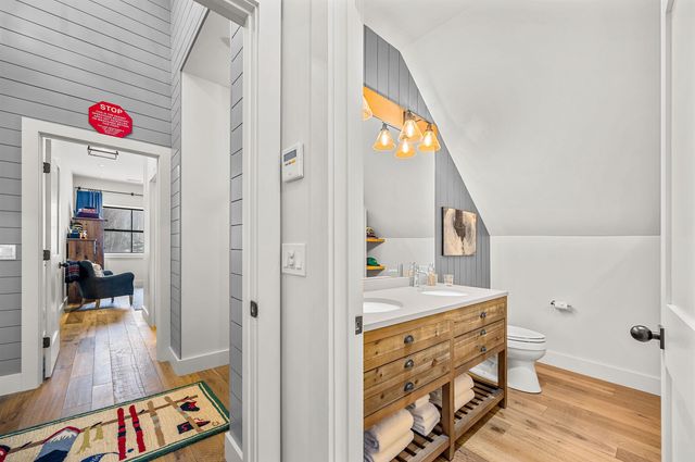 2455 West Hill Road, Stowe, VT 05672