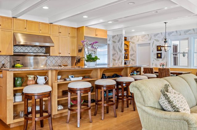 2455 West Hill Road, Stowe, VT 05672