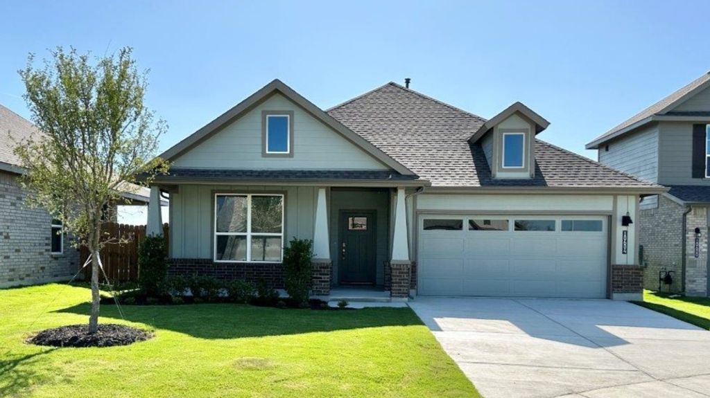 10604 ZIRCON Lane, Fort Worth, TX 76036