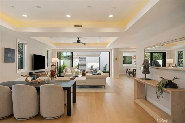 430 Fullerton Avenue, Newport Beach, CA 92663