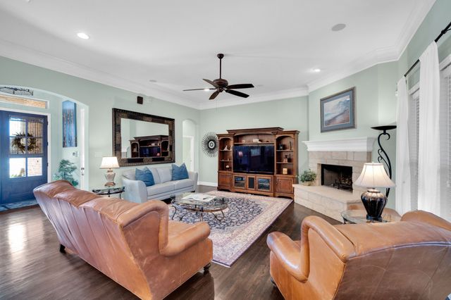 127 Sullivan Way, Waxahachie, TX 75167