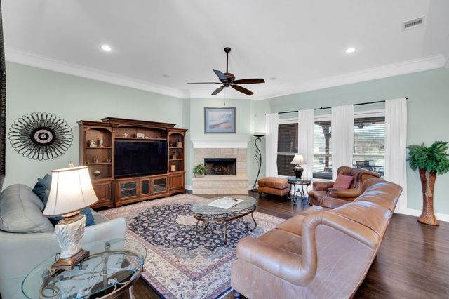 127 Sullivan Way, Waxahachie, TX 75167