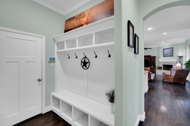 127 Sullivan Way, Waxahachie, TX 75167