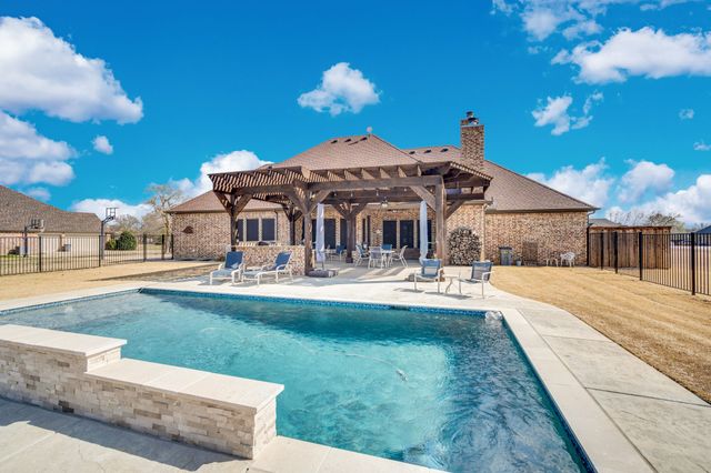 127 Sullivan Way, Waxahachie, TX 75167