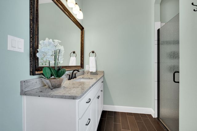 127 Sullivan Way, Waxahachie, TX 75167