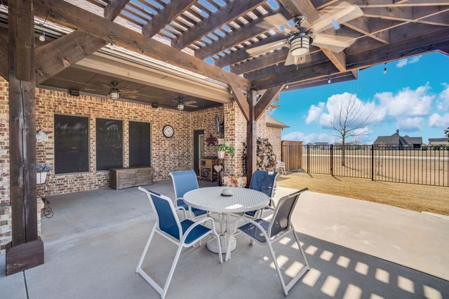 127 Sullivan Way, Waxahachie, TX 75167