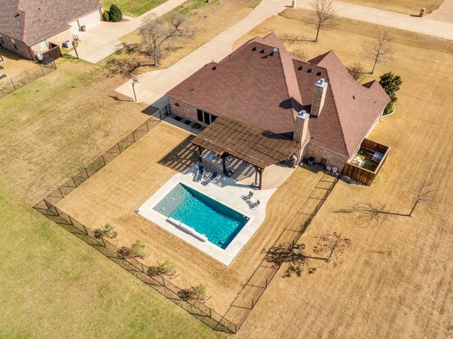 127 Sullivan Way, Waxahachie, TX 75167