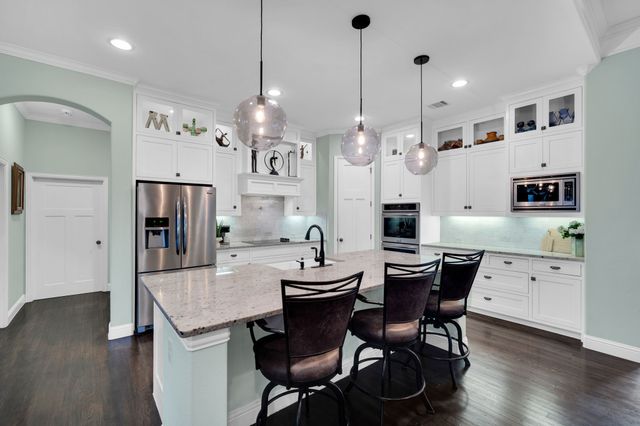 127 Sullivan Way, Waxahachie, TX 75167