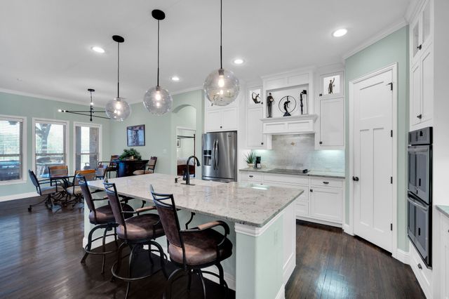 127 Sullivan Way, Waxahachie, TX 75167