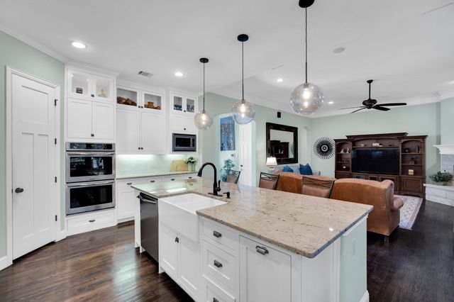 127 Sullivan Way, Waxahachie, TX 75167