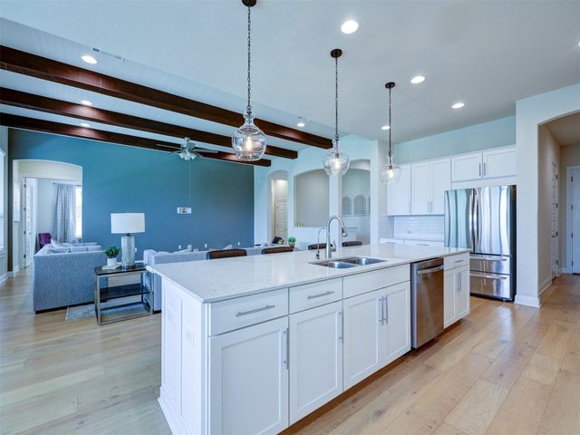 10300 Lavon BND, Austin, TX 78717
