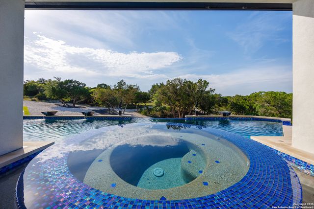 25003 Miranda Ridge, Boerne, TX 78006