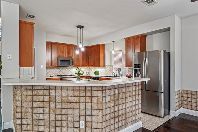 6510 Daisy Drive, Arlington, TX 76017