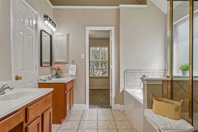 6510 Daisy Drive, Arlington, TX 76017