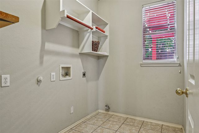 6510 Daisy Drive, Arlington, TX 76017