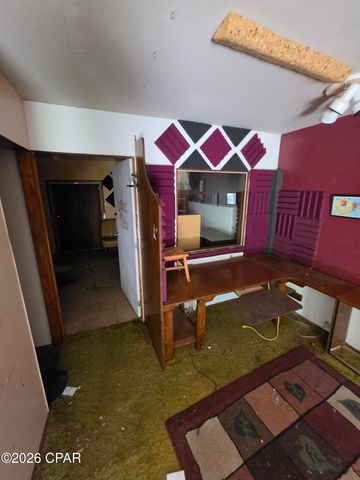 4070 Mccall Lane, Marianna, FL 32448