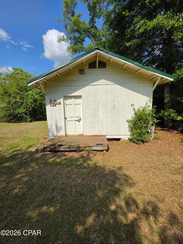 4070 Mccall Lane, Marianna, FL 32448