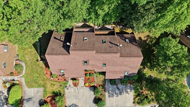 7 Cortez Dr Unit 40, Nashua, NH 03062