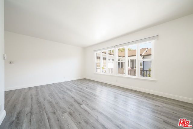 12012 WASHINGTON Place, Los Angeles, CA 90066