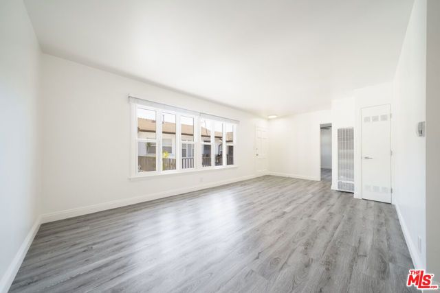 12012 WASHINGTON Place, Los Angeles, CA 90066