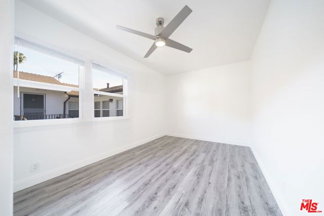 12012 WASHINGTON Place, Los Angeles, CA 90066