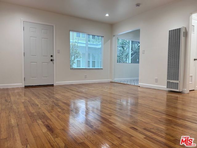 12012 WASHINGTON Place, Los Angeles, CA 90066