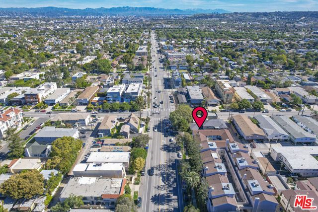 12012 WASHINGTON Place, Los Angeles, CA 90066