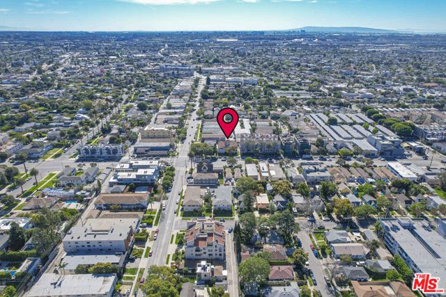 12012 WASHINGTON Place, Los Angeles, CA 90066