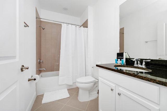 302 CAPTIVA DRIVE, Davenport, FL 33896