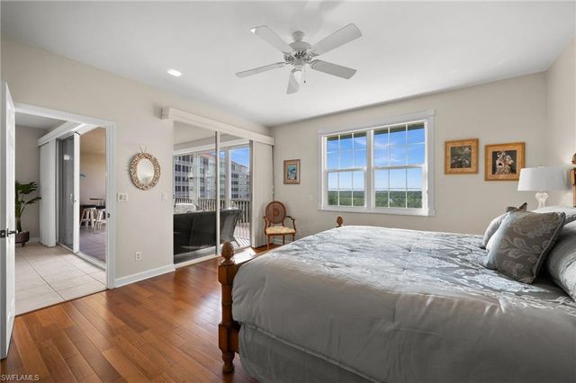 201 Vintage Bay DR B15, Marco Island, FL 34145