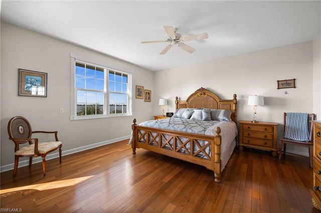 201 Vintage Bay DR B15, Marco Island, FL 34145