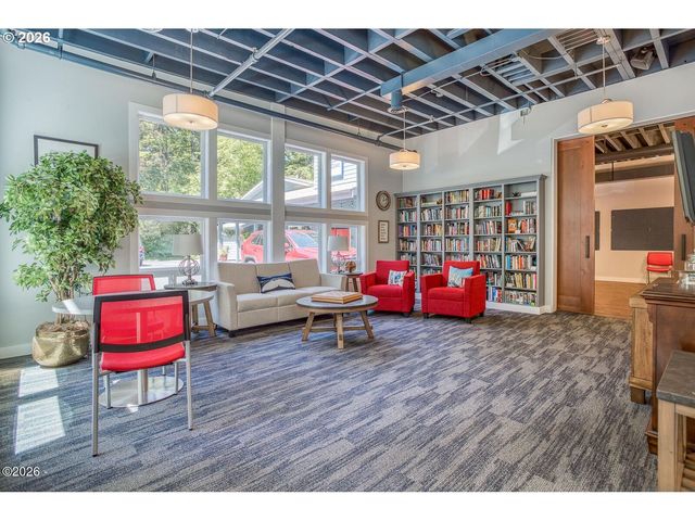 520 Sw COVE Pt, Depoe Bay, OR 97341